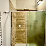 Regis Aparthotel 4*