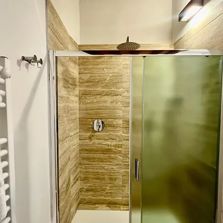 Regis شقة فندقية 4*