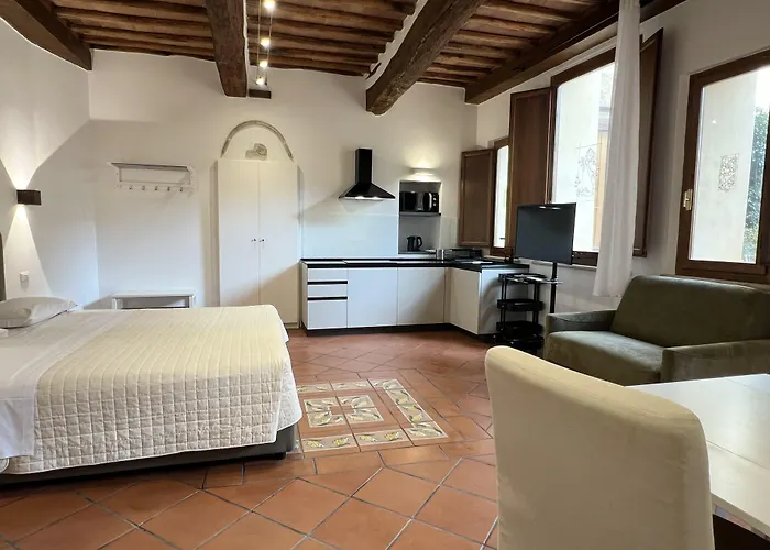 Hotel apartamentowy Regis 4*