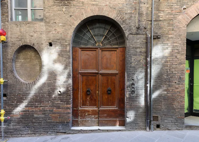 Hotel apartamentowy Regis 4*