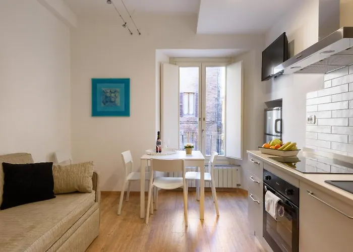 Hotel apartamentowy Regis 4*