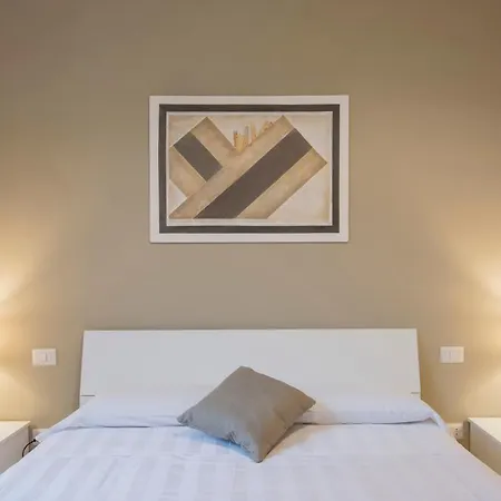 Regis 4* Siena