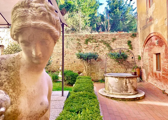 Ξενοδοχείο με διαμερίσματα Regis 4*